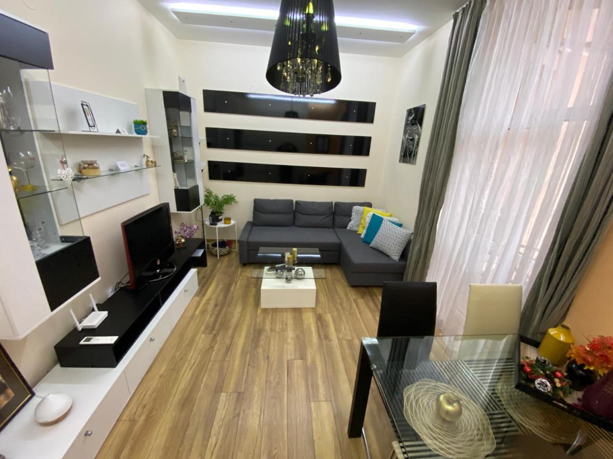 Cozy Apartment In Downtown Sofia - Tsar Samuil Street Экстерьер фото